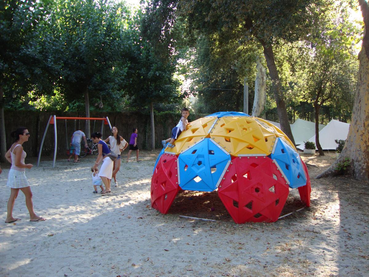 Camping Viareggio Hotel Exterior photo