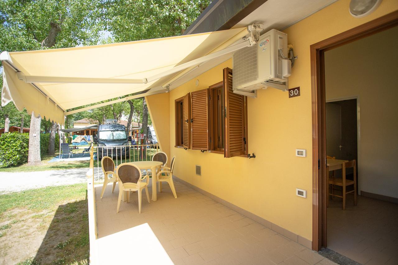 Camping Viareggio Hotel Exterior photo